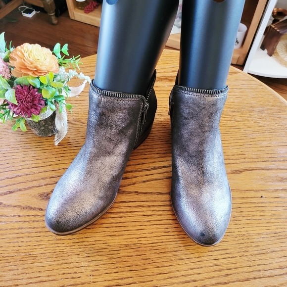 Lucky Brand Charcoal Ankle Booties - Picture 2 of 7